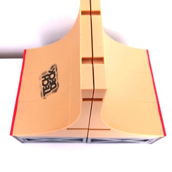 Tech Deck Fingerboard  Halfpipe Ramp Set of 2 No Connectors - Picture 1 of 8